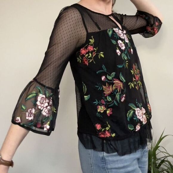 A. Byer Boho Black Sheer Embroidered Bell Sleeve Top  S - Picture 2 of 13